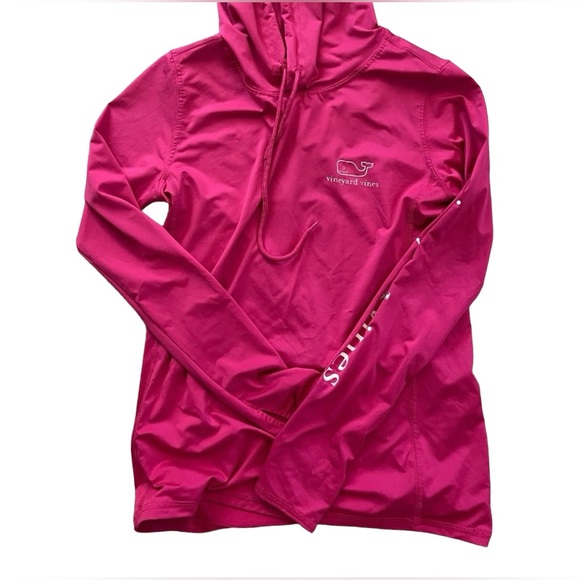 🌟EUC Vineyard Vines Performance Hoodie! - Picture 3 of 9